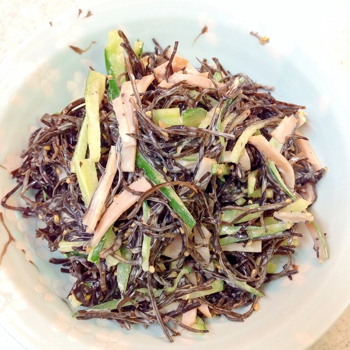 あらめとハムのマヨネーズ和え レシピ 作り方 By 愛犬777 楽天レシピ あらめとハムのマヨネーズ和え レシピ 作り方 By 愛犬777 楽天レシピ